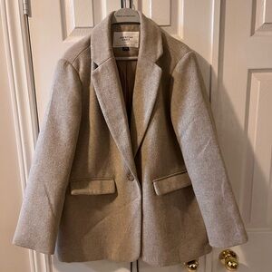 American Eagle Outfitters Women's Beige coat